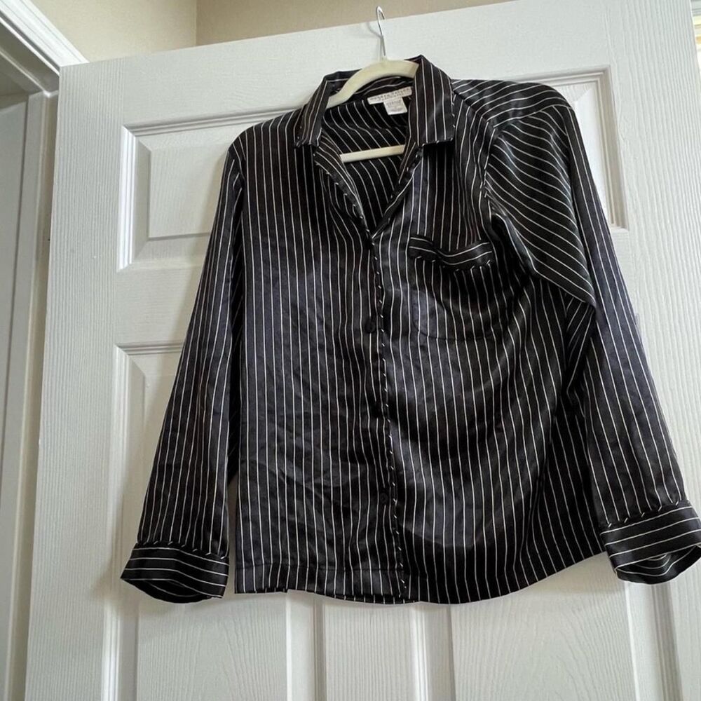 Women's Black and White Pajamas